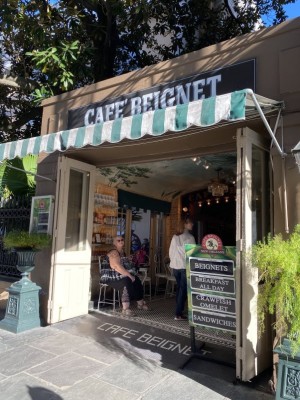 cafe beignet